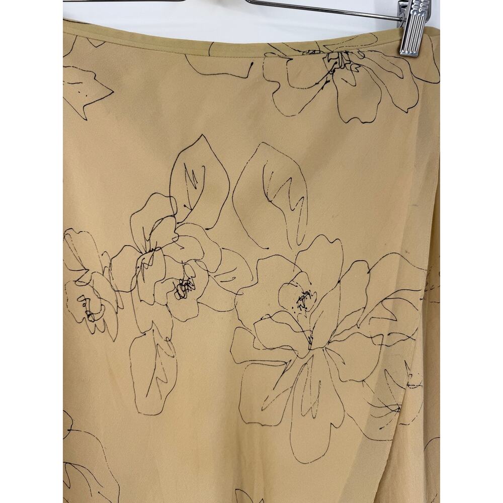Vintage Alfani Womens Size 14 100% silk Midi Wrap Skirt Lined Tan Black Floral - Picture 3 of 13